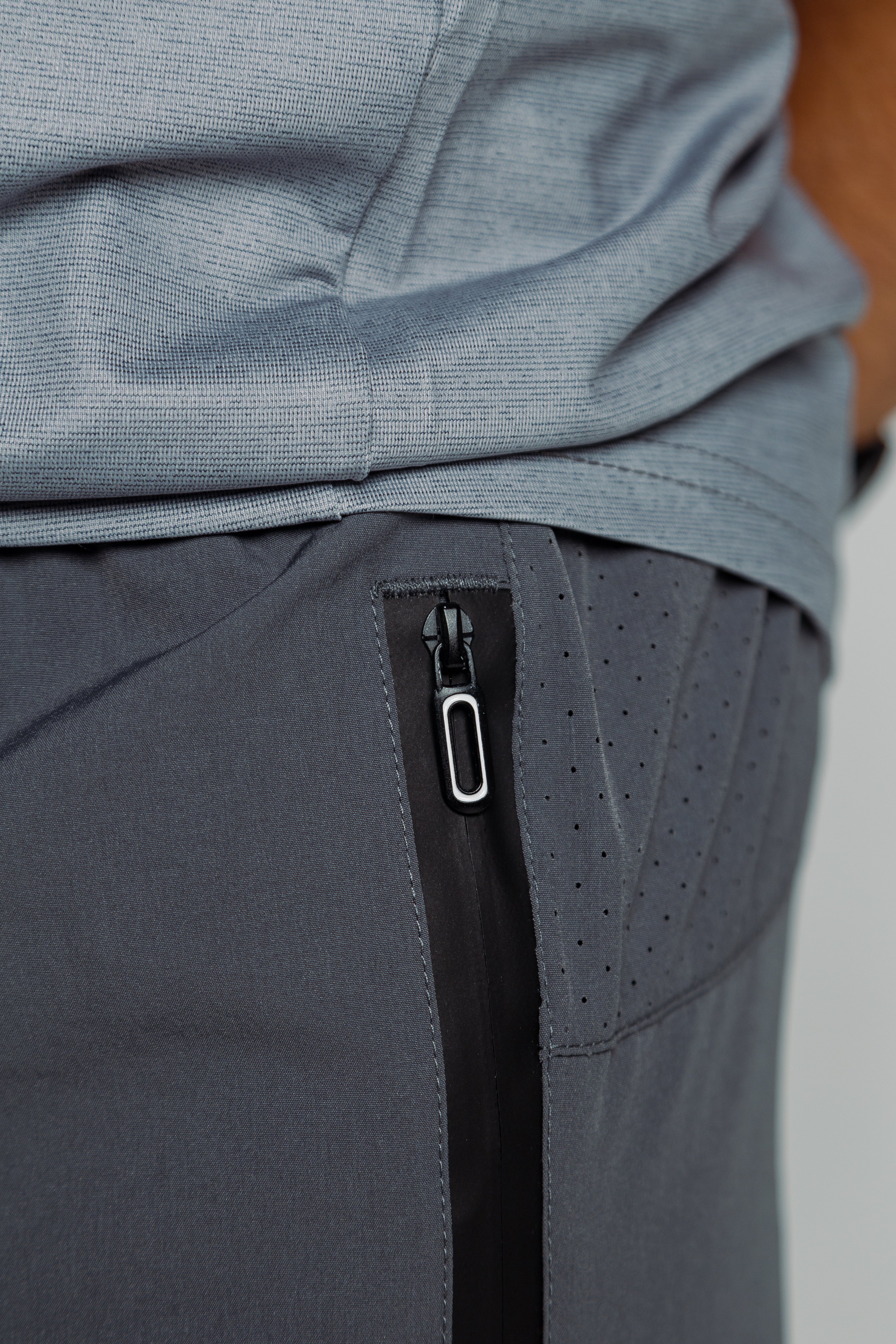 PANTALÓN CORTO - YANNIK